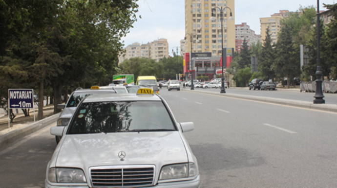 Bir manatlıq taksilər tıxac yaradır? - Bakıda 40 minə yaxın taksi var 