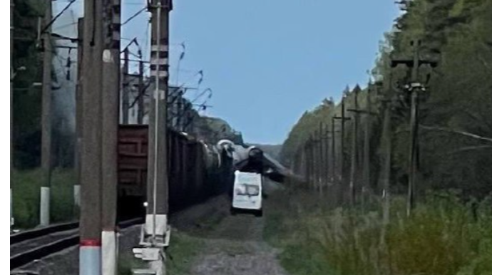 Rusiyada dəmir yolu xətti yenidən partladıldı