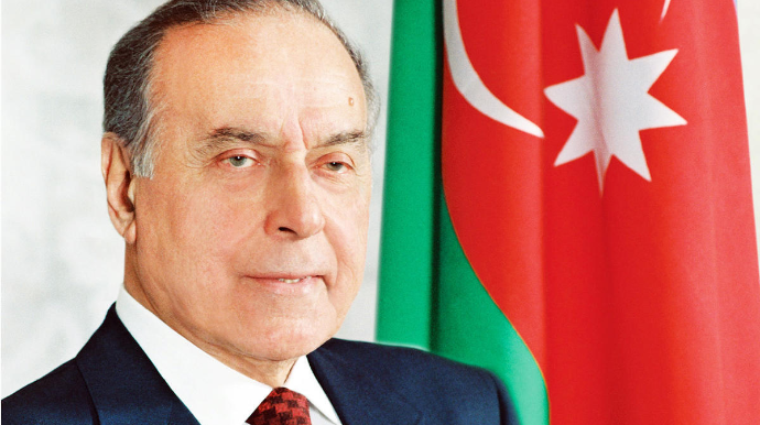 Azərbaycanda Milli Qurtuluş Günüdür 