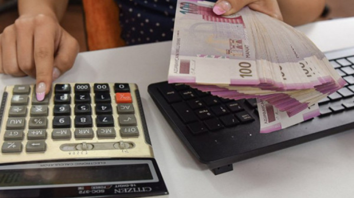 Toy etmək istəyənlər növbəyə düzülüb, şadlıq evləri qiymətləri qaldırıb - VİDEO