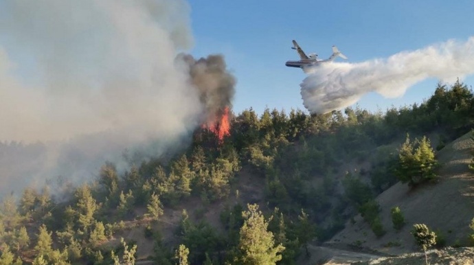İsmayıllıda dağlıq ərazidə yanğın başlayıb, hadisə yerinə helikopter cəlb edilib