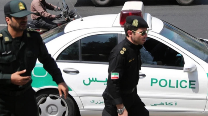 İranda polisə hücum: ölən var 