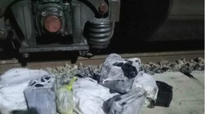 DSX-dən əməliyyat: “Marlboro” qaçaqmalçılığının qarşısı alındı   - FOTO