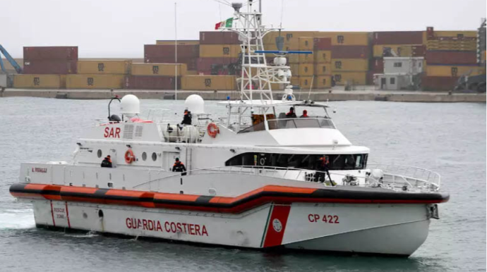 Miqrantların olduğu qayıq batıb - 20 nəfər itkin düşüb 