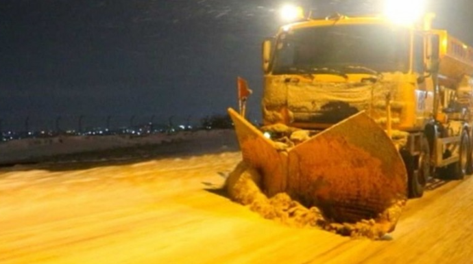Yollar qardan təmizlənib, buzlaşmaya qarşı tədbirlər görülüb - AAYDA - VİDEO