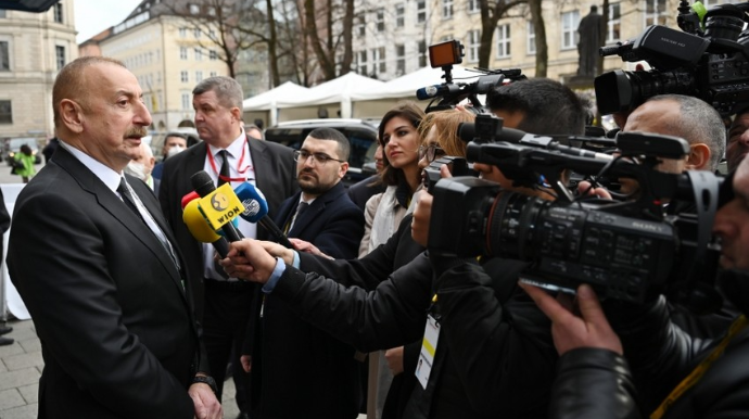 İlham Əliyev Münxendə televiziya kanallarına müsahibə verdi  - VİDEO - YENİLƏNİB