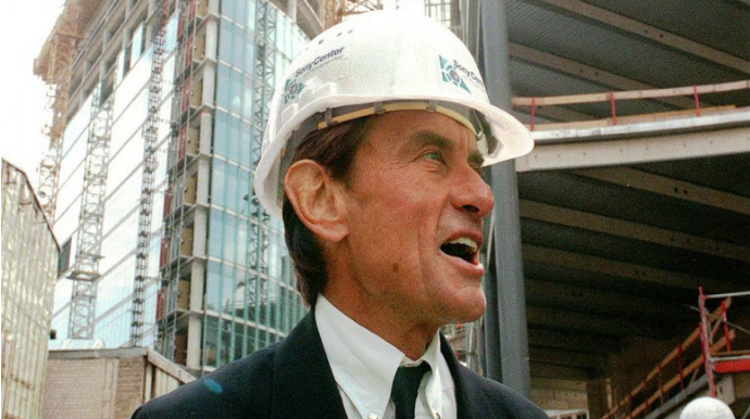 Məşhur memar Helmut Yan yol qəzasında həlak olub - FOTO