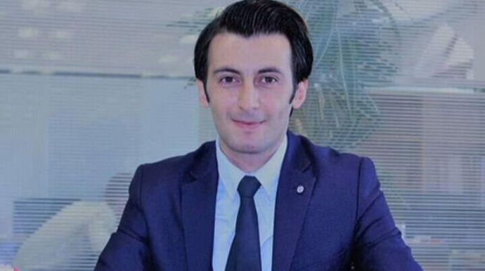 Azərbaycanda politoloq yarım milyonluq mənimsəməyə görə həbs olundu 