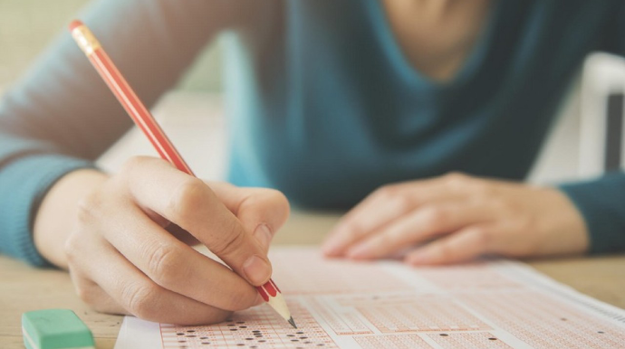 Bu gün 7200 nəfər imtahan verdi 