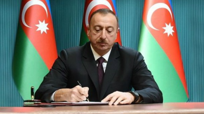 Prezident Gömrük Məcəlləsinə dəyişiklikləri təsdiqlədi