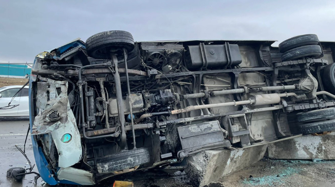 Sumqayıtda mikroavtobus aşıb, 7 nəfər xəsarət alıb   - FOTO