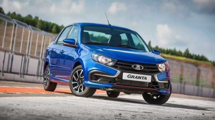 «АвтоВАЗ»  модернизирует свой седан Lada Granta Drive Active  - ФОТО