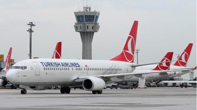 Zəlzələyə görə Panamada eniş etməli oldular 