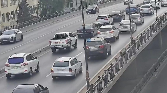 Hazırda tıxac olan yollar - SİYAHI 