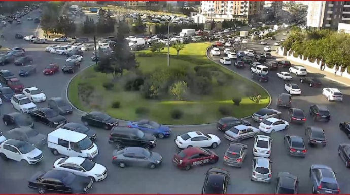 Paytaxtda bu yollarda sıxlıqdır - SİYAHI   - FOTO