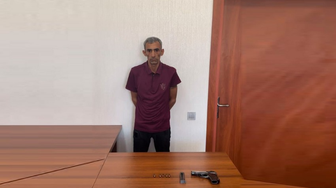 Novxanıda “Makarov” satmaq istəyən şəxs saxlanılıb - VIDEO