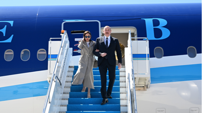 Prezident və xanımı Çinə getdi 