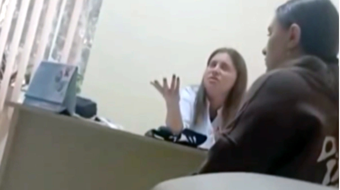 Xəstə ilə kobud rəftar edən nevropatoloqa TÖHMƏT VERİLDİ - VİDEO 