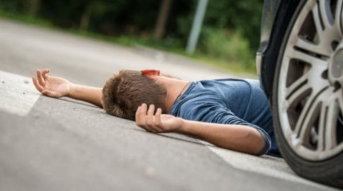 Qəbələdə 9 yaşlı uşağı avtomobil vurdu