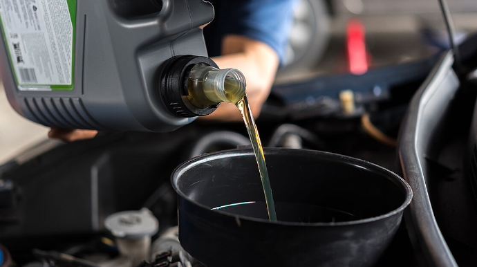 Моторные масла на синтетической основе: в чем их секрет? 