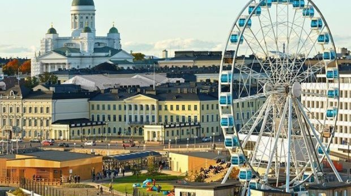 Dünyanın ən xoşbəxt ölkəsi əcnəbi işçilər axtarır