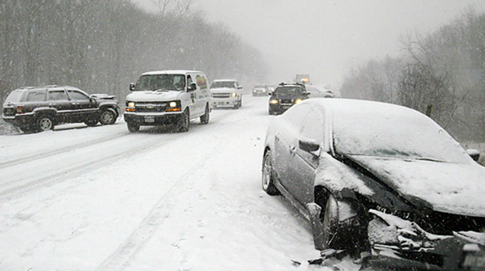 Buzlu yolda qəza baş verdikdə sığorta şirkəti dəymiş zərəri qarşılayır? - AÇIQLAMA - VİDEO 