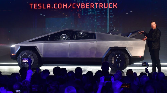 “Tesla Cybertruck” ilk çatdırılmaları noyabrın 30-na planlaşdırılır  - FOTO