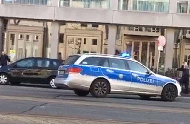 Polis silahlı sürücünü belə güllələdi - VİDEO