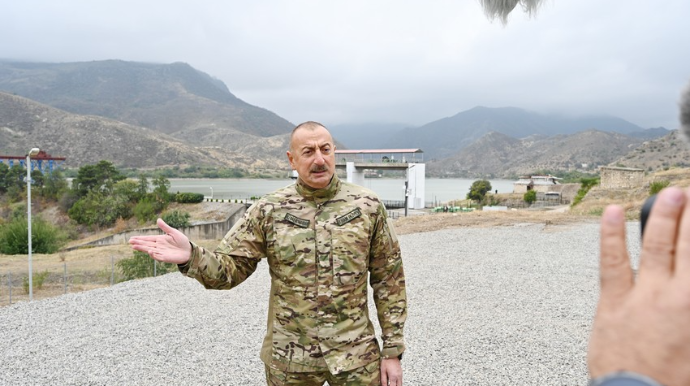 Ali Baş Komandan: "Biz Serjiki məğlub etmişik, onu diz çökdürmüşük, onun belini qırmışıq"