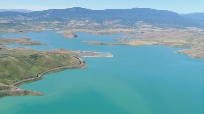 “Taxtakörpü” su anbarında meyit tapılıb 