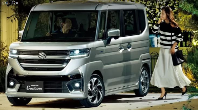 Вэн Suzuki Spacia сменил поколение: ещё больше фишек в салоне 