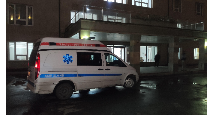 Bakıda iki avtomobil toqquşdu, xəsarət alan var