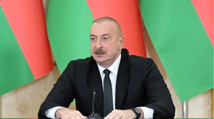 Prezident 907-ci düzəlişin tam ləğvi məsələsindən danışdı 