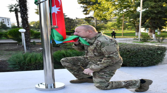 İlham Əliyev Xocavənd şəhərində bayrağımızı ucaldıb  - FOTO - YENİLƏNİB