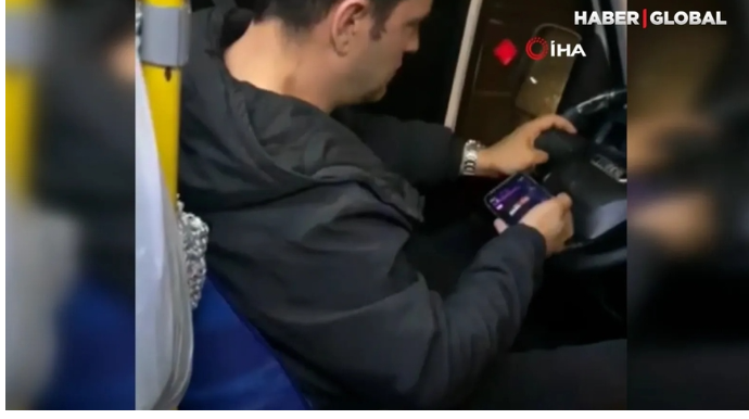 Avtobus sürücüsünün etdiyi hərəkət hər kəsi ŞOKA SALDI    - VİDEO