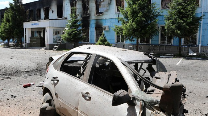 Ukrayna PUA ilə jurnalistlərin olduğu avtomobili vurdu - Ölən var 