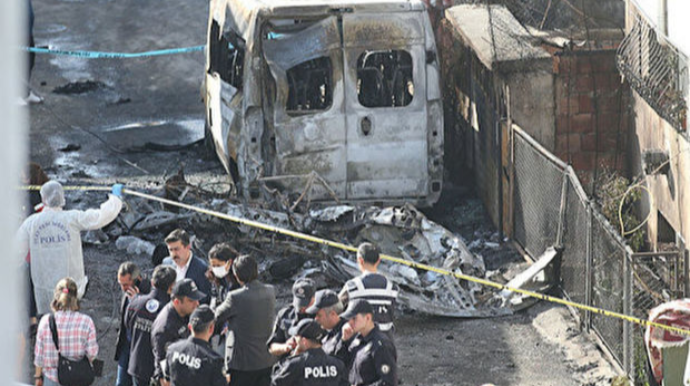 Ötən gün qəzaya uğrayan təyyarənin məhəlləyə düşmə anı:  Dəhşətli görüntülər   - VİDEO