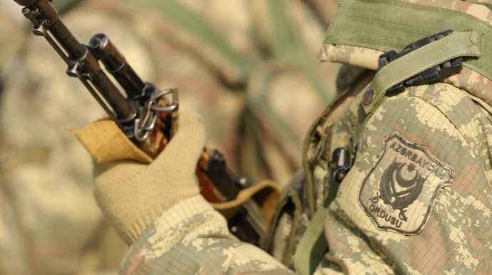 Azərbaycanda əsgəri ildırım vurub ÖLDÜRDÜ   - FOTO