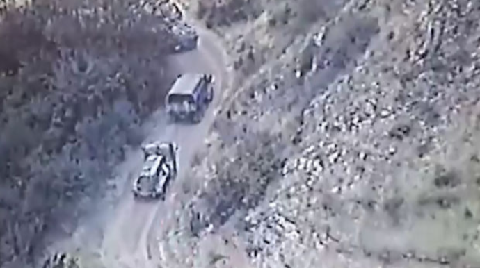 Erməni separatçıların qanunsuz hərbi daşımalarını Rusiya sülhməramlıları müşayiət edirlər - VİDEO 