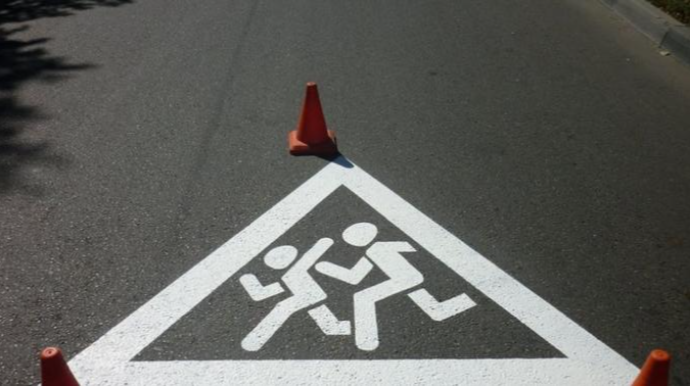 Ağdaşda piyadanı maşın vurdu