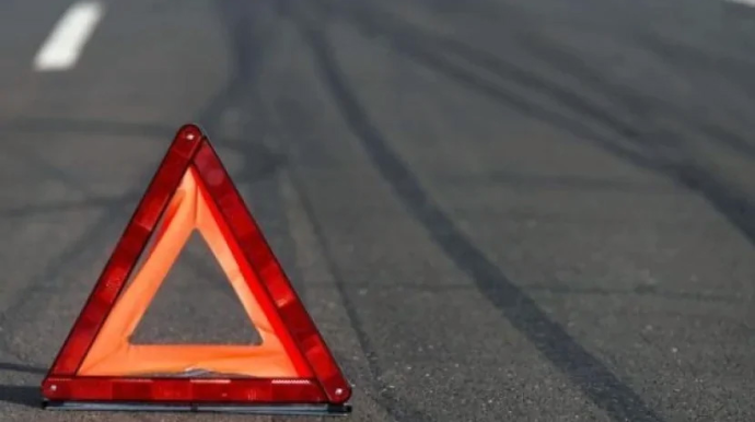 Bakıda iki avtomobil toqquşub - VİDEO 