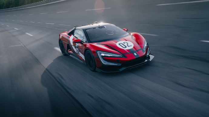 Elektromobildə yeni rekord: saatda 496 kilometr - VİDEO