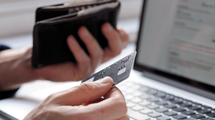 Bank kartlarında olan pullarımız təhlükədə: Onları necə qoruyaq? - VİDEO