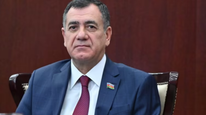 Bakının üzərində uçan nə idi? - Deputat sorğu göndərdi 