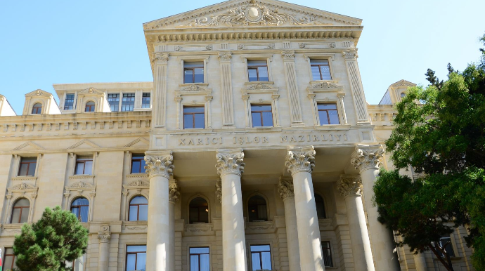 XİN Fransanın Ermənistandakı səfirinə cavab verdi 