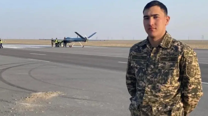 Qəzaya uğramış təyyarədən insanları çıxaran hərbçi danışdı