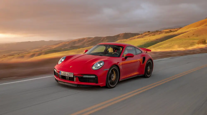 "Porsche"nin tədarükü azaldı 