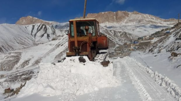 Quba-Xınalıq yolu qardan tam təmizlənib  - FOTO