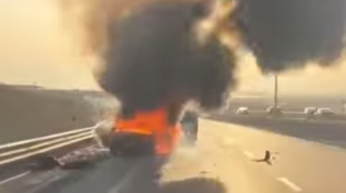 Gürcüstanda maşın yandı, iki nəfər öldü - VİDEO 