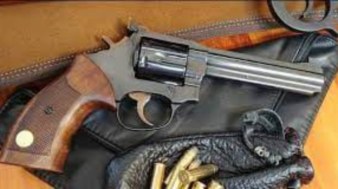 Yuxuda oğrunu, gerçəkdə özünü güllə ilə vurdu 